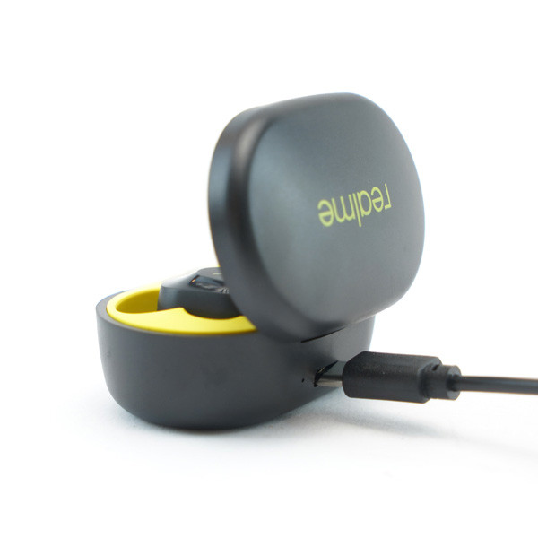 Realme earbuds plus deals