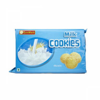 milk-cookies-bluwe.jpg